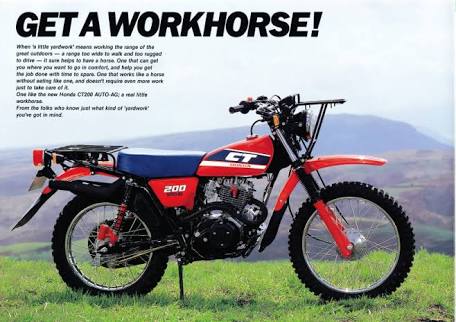 だ やま 痛ディバf בטוויטר しかし バイクブロス等のレビューでは 250cc並の重量に125cc並の出力 ブレーキ弱い 遅い 最高速度90km H程 と散々な言われようです W 前後大型キャリアに自動遠心クラッチ 左右サイドスタンドと足車としては最高そうです だ やま 痛ディバf בטוויטר しかし バイクブロス等のレビューでは 250cc並の重量に125cc並の出力 ブレーキ弱い 遅い 最高速度90km H程 と散々な言われようです W 前後大型キャリアに自動遠心クラッチ 左右サイドスタンドと足車としては最高そうです
