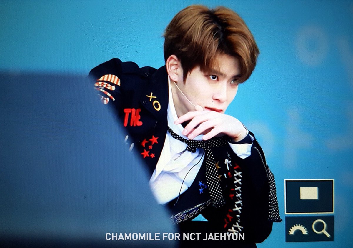 jaehyun__0214's tweet photo. 2018의 소방차 엔딩🔥 https://t.co/QcDsqto8Nl