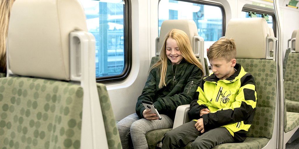 Kathryn_McGarry's tweet photo. Excited to announce that kids 12 and under can ride @gotransit &amp; @upexpress for free all Family Day long weekend, Feb 17 – 19! https://t.co/LF4R9k1bcB