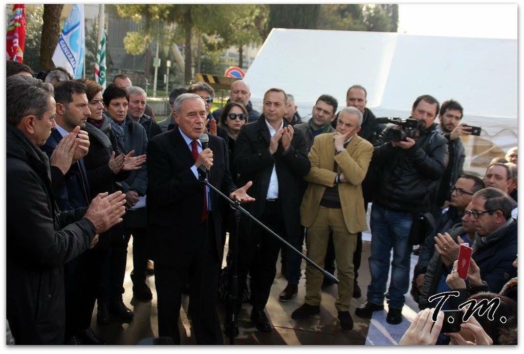 sorrentino_i's tweet photo. #idealstandard un plauso al territorio della Filctem di Fr-lt per la convinzione e la tenacia di non lasciare sole i lavoratori e le famiglie e un grande lavoro svolto anche dalla Filctem Nazionale #buonaprassi https://t.co/UdqyXCMidM