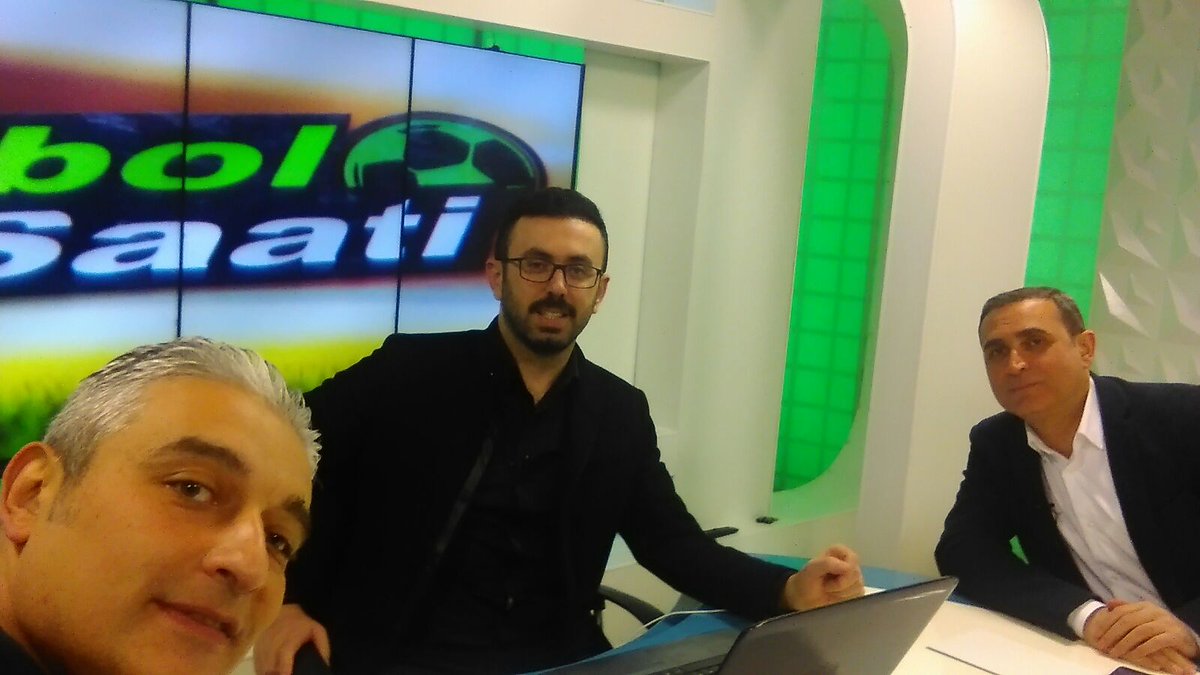YunusAltinbeyaz's tweet photo. Futbol Saati'nde A. Konyaspor'un hayati Alanya galibiyetini değerlendireceğiz. Konuklarımız Nalçacılılar Basın Sözüsü İlker Kırnaz (@ilkerkirnaz) ve spor yazarı Uğur Buluş (@UgurBulus). Soru ve görüşlerinizi buradan iletebilirsiniz. 21.15'te Kanal 42'de görüşmek dileği ile... https://t.co/YVfJDdiWTk