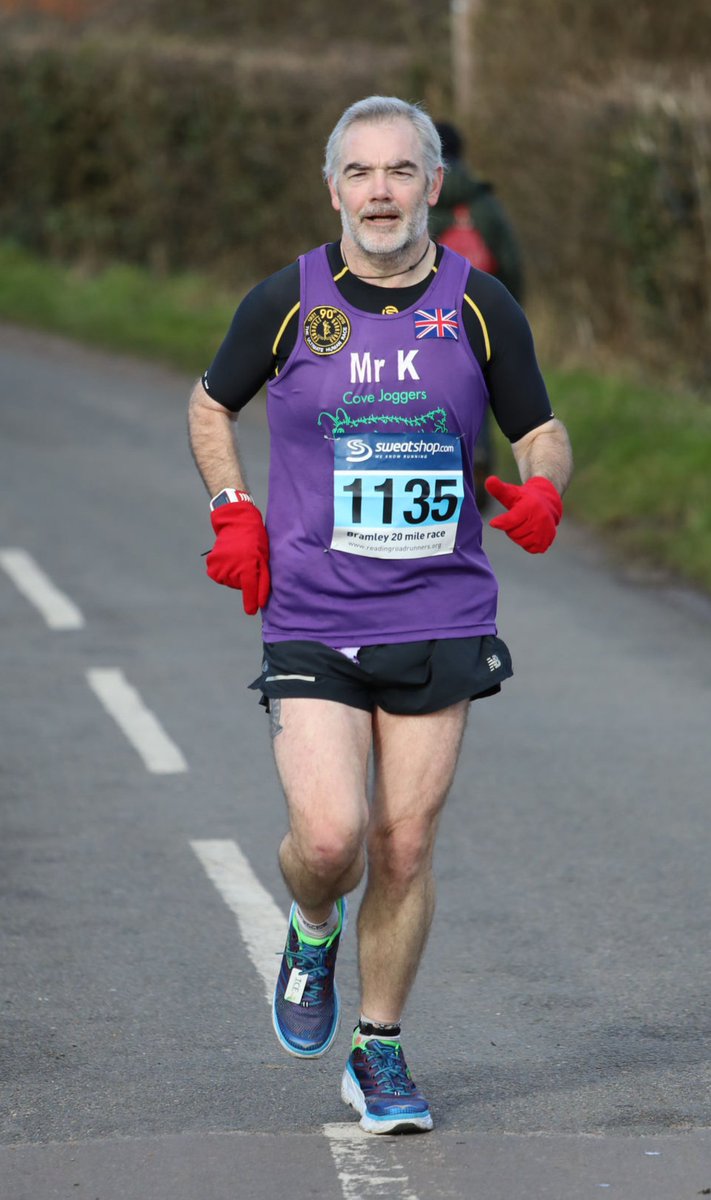 Mister_KG's tweet image. Cracking weekend&apos;s training. Starting with a 22:10 run at @brightonparkrun , then a planned progressive run at Bramley 20 (03:07:01 with splits of 95 / 92). All heading in the right way. (Photo thanks to @PhilJellyPhotos ) #KeepOnSmiling #TickingBoxes #FocusOnEndGame