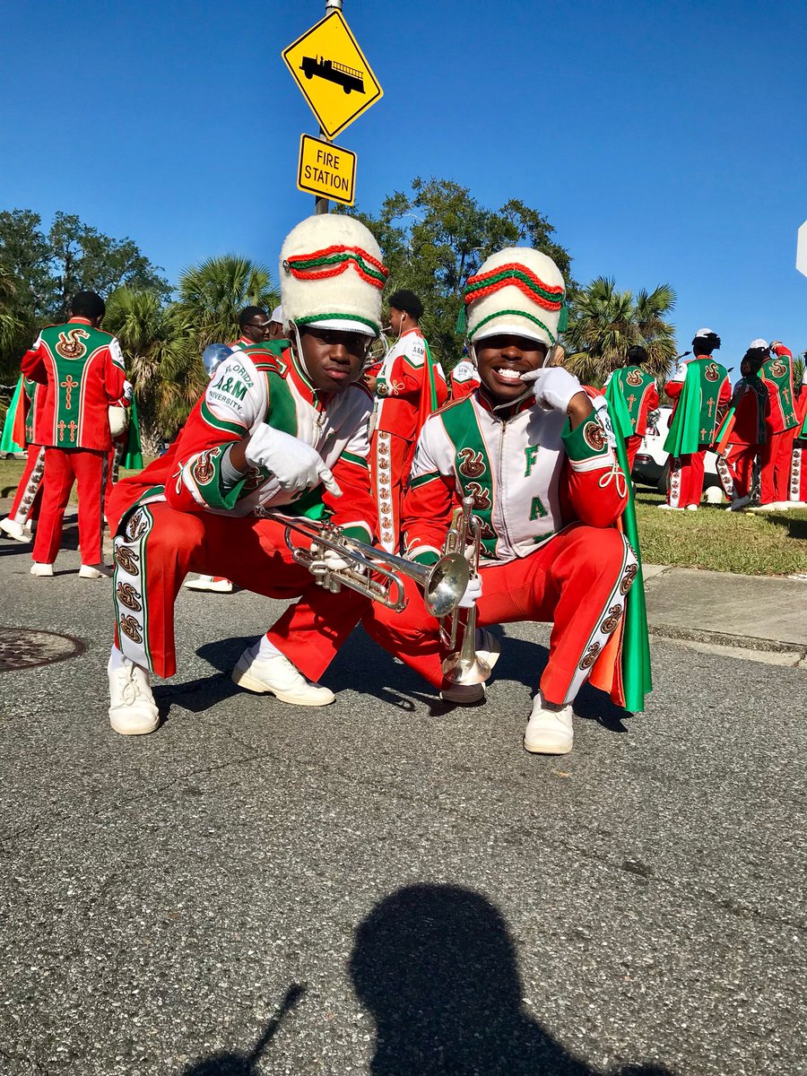 Since it’s monday🤷🏽‍♂️ #Marching100Monday #Marching100 #hubbadoc