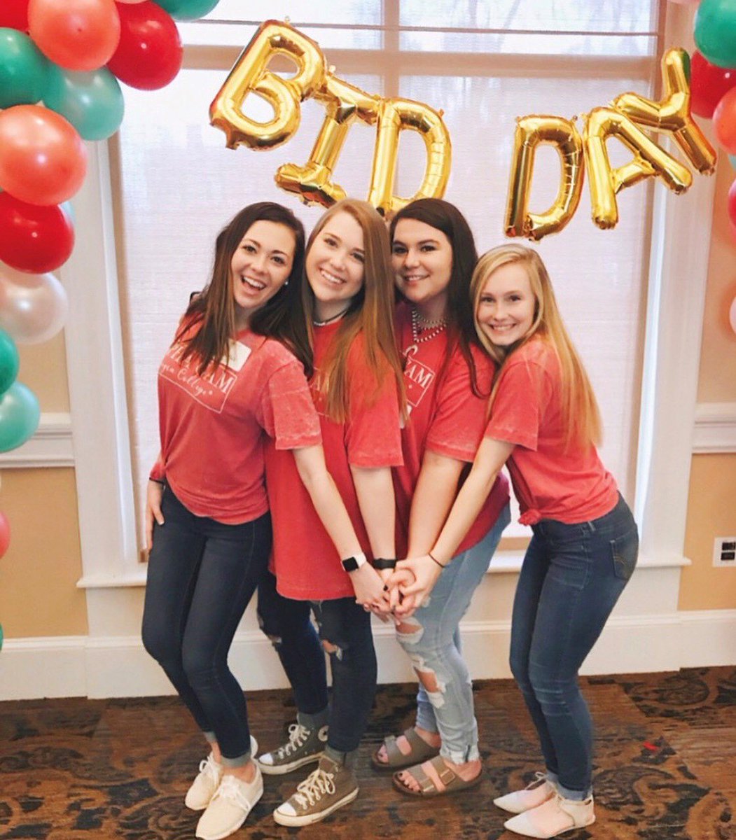 alphagammadelta's tweet photo. Congrats to our new members at @alphagamgcsu! It looks like you had an awesome Bid Day! #AlphaGamGCSU #AlphaGammaDelta #AlphaGam https://t.co/oalrSoBppf