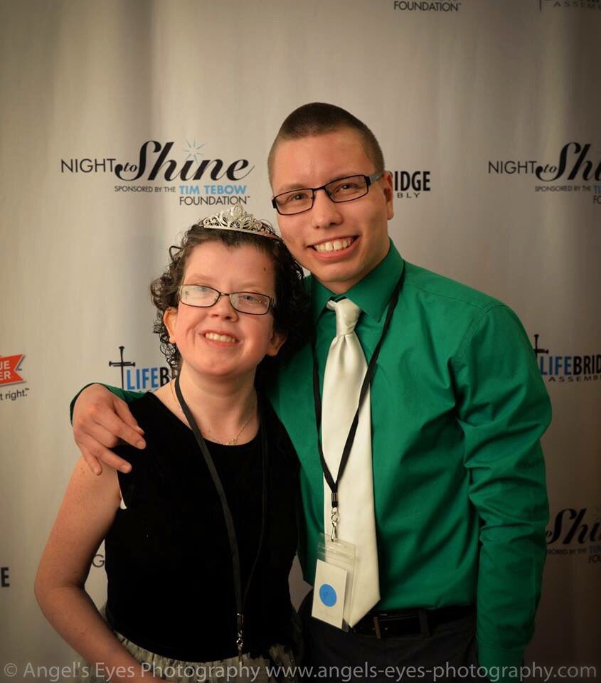 I was blessed to be Meg Young’s date for Prom! You were made EXTRA special in God’s eyes, Meg! Thank you so much for allowing me to escort you to this special night of yours😊 #NightToShine #TimTebowFoundation