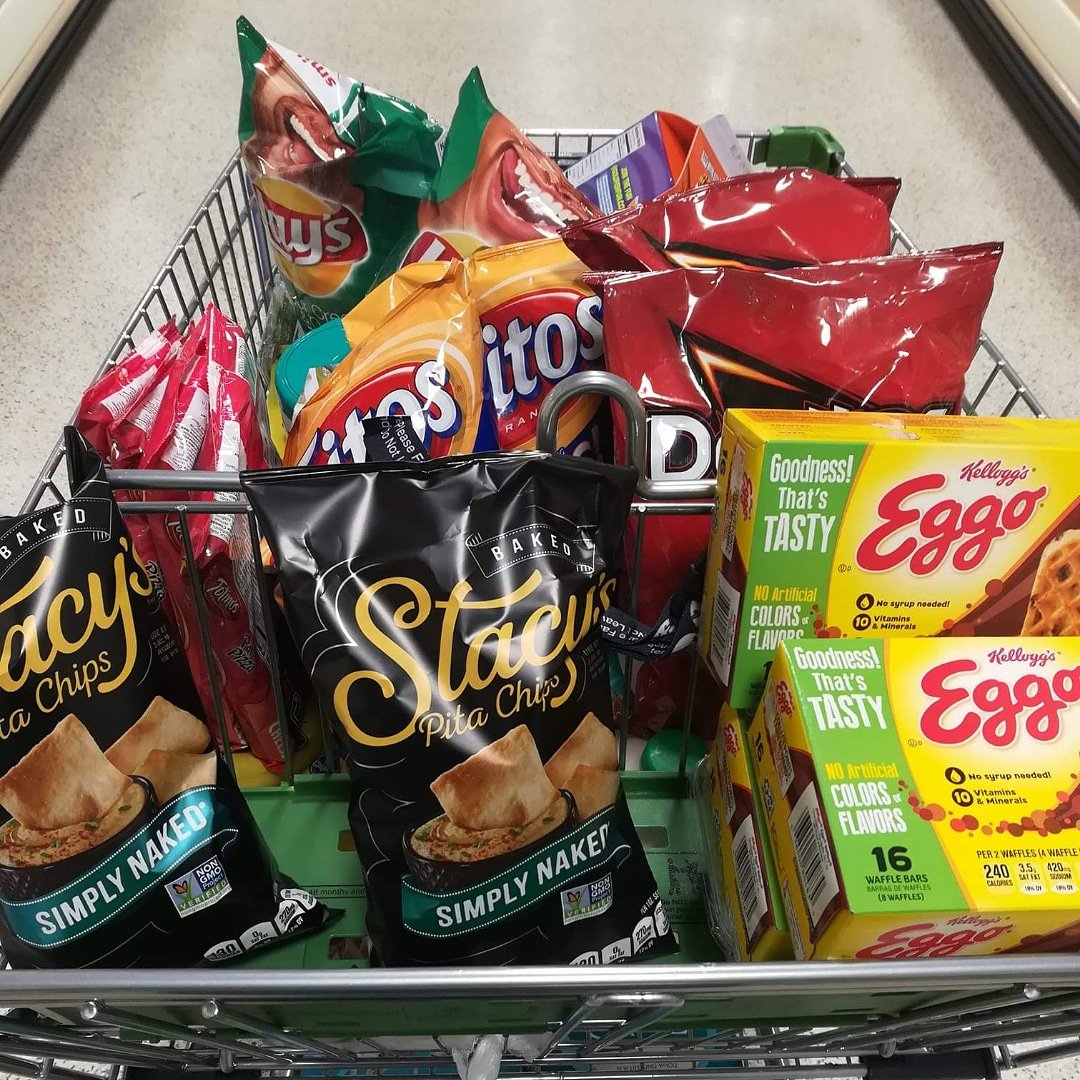 RequestDS's tweet image. 🛒 Don't forget the essentials. 🛍️

Send us your grocery list through our website or email us a spreadsheet. Either way, we'll make sure your groceries are delivered to you the same day. 

#relaxwithrequest