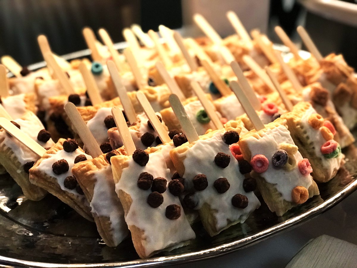 ChefShelby's tweet photo. Looking for a late night snack? Thanks to all of you who stopped by to say hi at #idosodo ! #cerealpoptarts #foodzcatering #seattleweddingshow https://t.co/qS9GAGaKd8