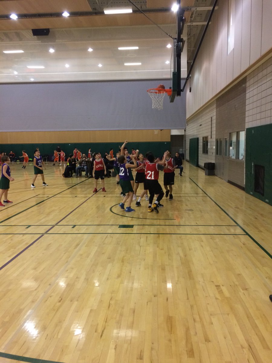 mgwd007's tweet photo. U12 Basketball underway in the Trojan dome. GO TROJANS! @HillStrath https://t.co/E5nSCgQITL