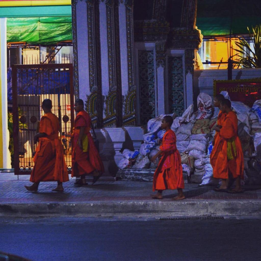 JackGunns's tweet photo. https://t.co/HLmIBGVQjW Street wanderings #bangkoknight (at Bangkok, Thailand) https://t.co/LNXWqRaPpk