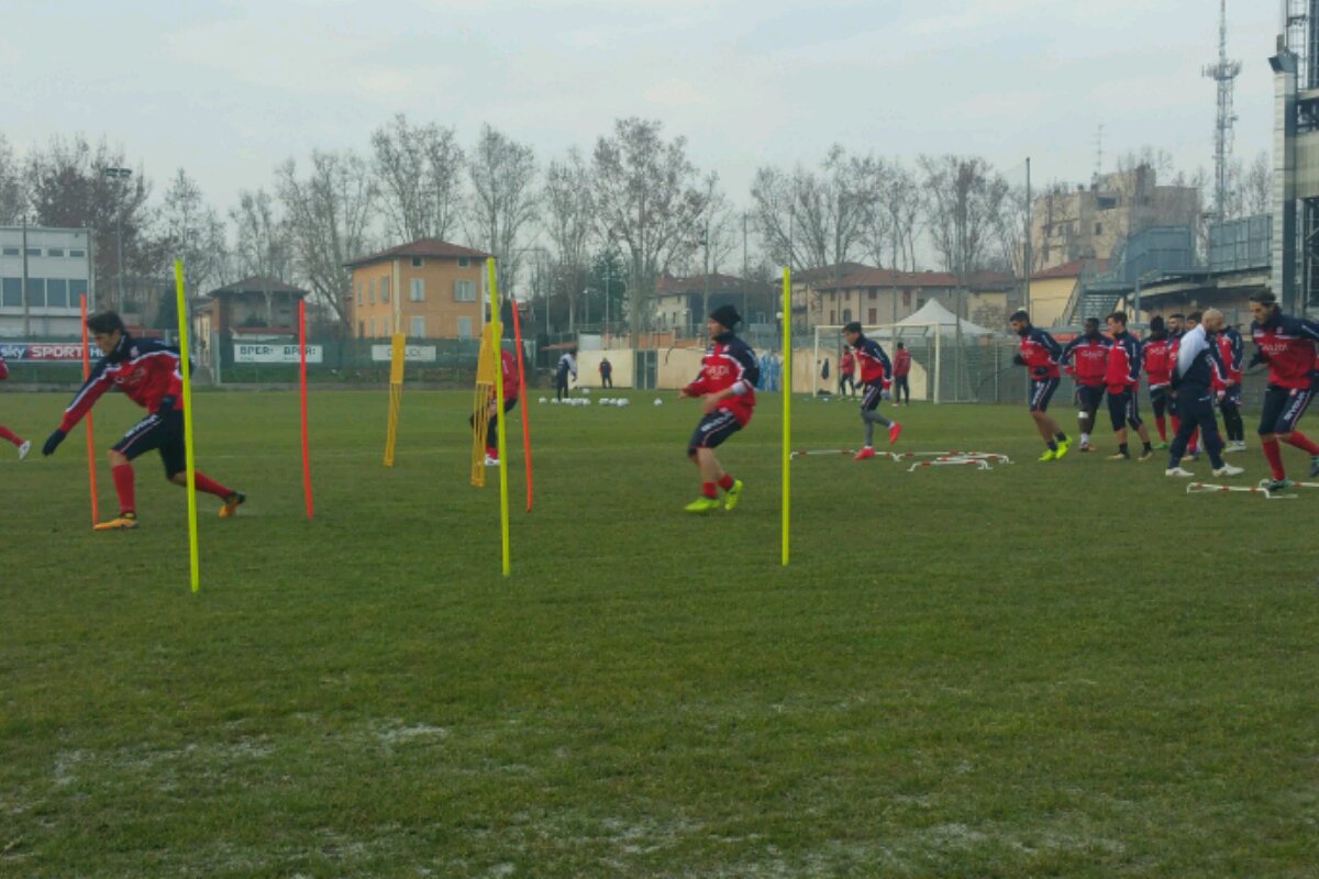 CarpiCalcioNews's tweet image. #Carpi, la giornata: #Jelenic in squadra, il gruppo è completo - #SerieB carpicalcionews.it/news/carpi-la-…