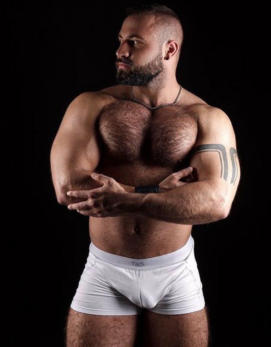 PervoLeather's tweet photo. ¡Que tengan un deliciosa semana! #pervos https://t.co/w6T4HUnV9i