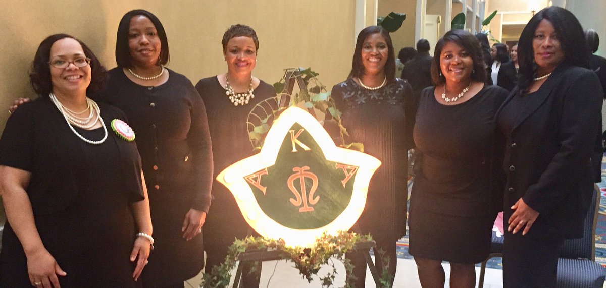 BwoodAKA's tweet photo. SA Region Cluster VII Founders' Day Celebration #AKA1908 #AKA110 #ClusterVII110 https://t.co/P1v4MzbpVf