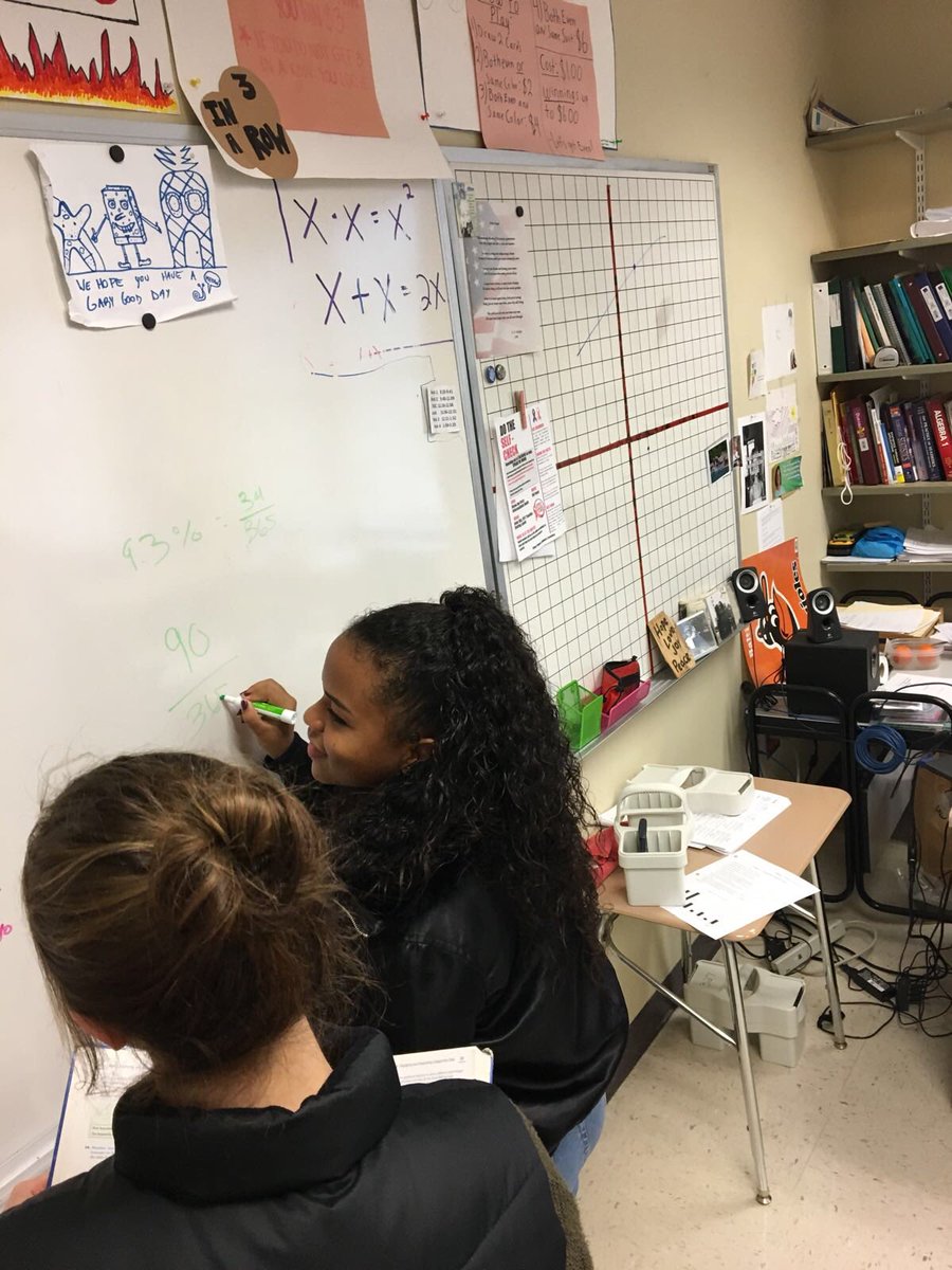 centralsanturce's tweet photo. Este intercambio va dirigido a la inmersión en ambas direcciones de inglés para los nuestros y para los estudiantes de la escuela Portsmouth cuando se integren a nuestra escuela cursar materias en español. https://t.co/Lker9RRI3I