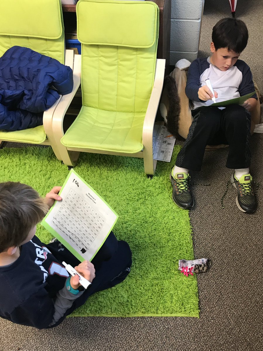 2ndGradePride's tweet photo. The Pride enjoying our new Math Choice Board time! @NTMPrincipal https://t.co/aUfLzY997T