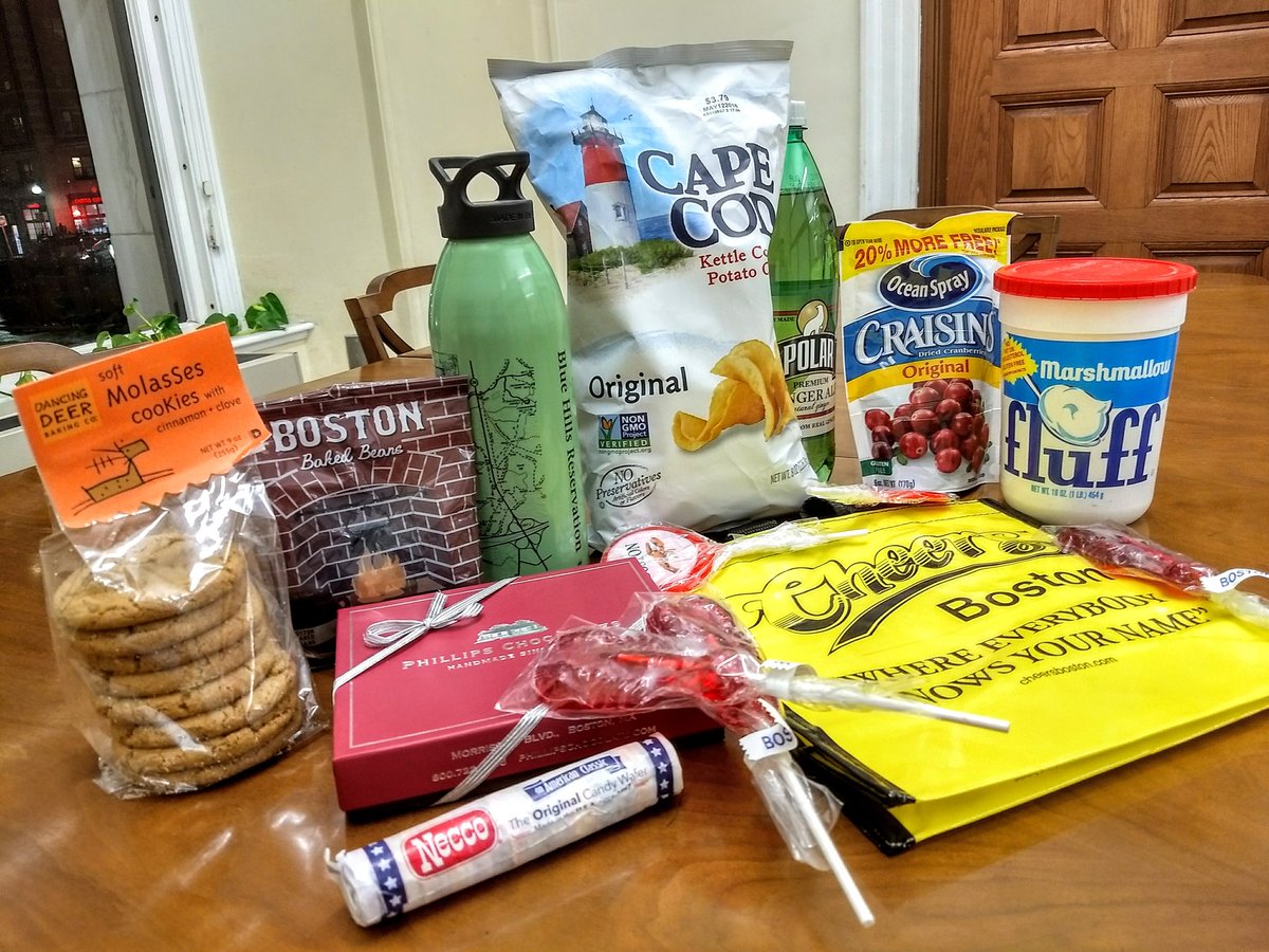 BillDriscollJr's tweet photo. Making good on my friendly #SuperBowlLll wager w/ Pennsylvania's @RepDriscoll & sending some made in #Massachusetts goodies to #Philadelphia. @MelvilleCandyCo Lobster Lollipops & Blue Hills H2o Bottle from my district. (@legalseafoods chowder not pictured) https://t.co/XdrqyFozhD