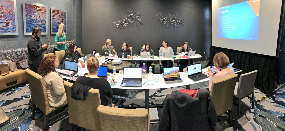 cassiereederedu's tweet photo. @Promethean project EC meeting! One big family! Excited for the opportunities with this amazing group of inspiring people!! @jtalaiver @activpd #projectecs #wearefamily https://t.co/muWStJjSTI