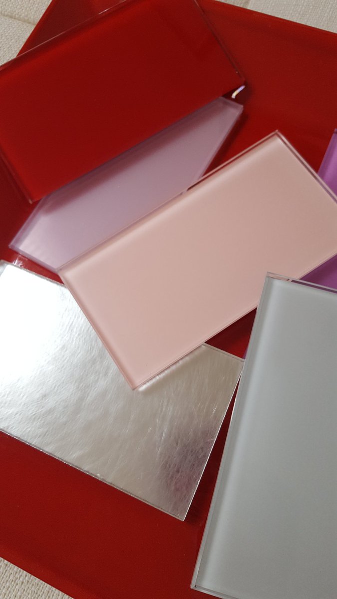 CSGKay's tweet photo. Rainy &amp; cold in #DC, but spreading the @BendheimGlass love with #backpainted #glass #glass #architectural #iida #interiors #redforvalentines  @ConnersSales https://t.co/JXW54ASmTe