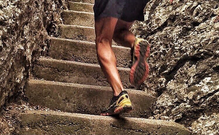Carlosmodo's tweet photo. TENSÁNDOME.
Tensar, correr, contraer, subir, bajar, respirar, sudar, exhalar, inspirar... #for2018 https://t.co/QFtEzSwvmM