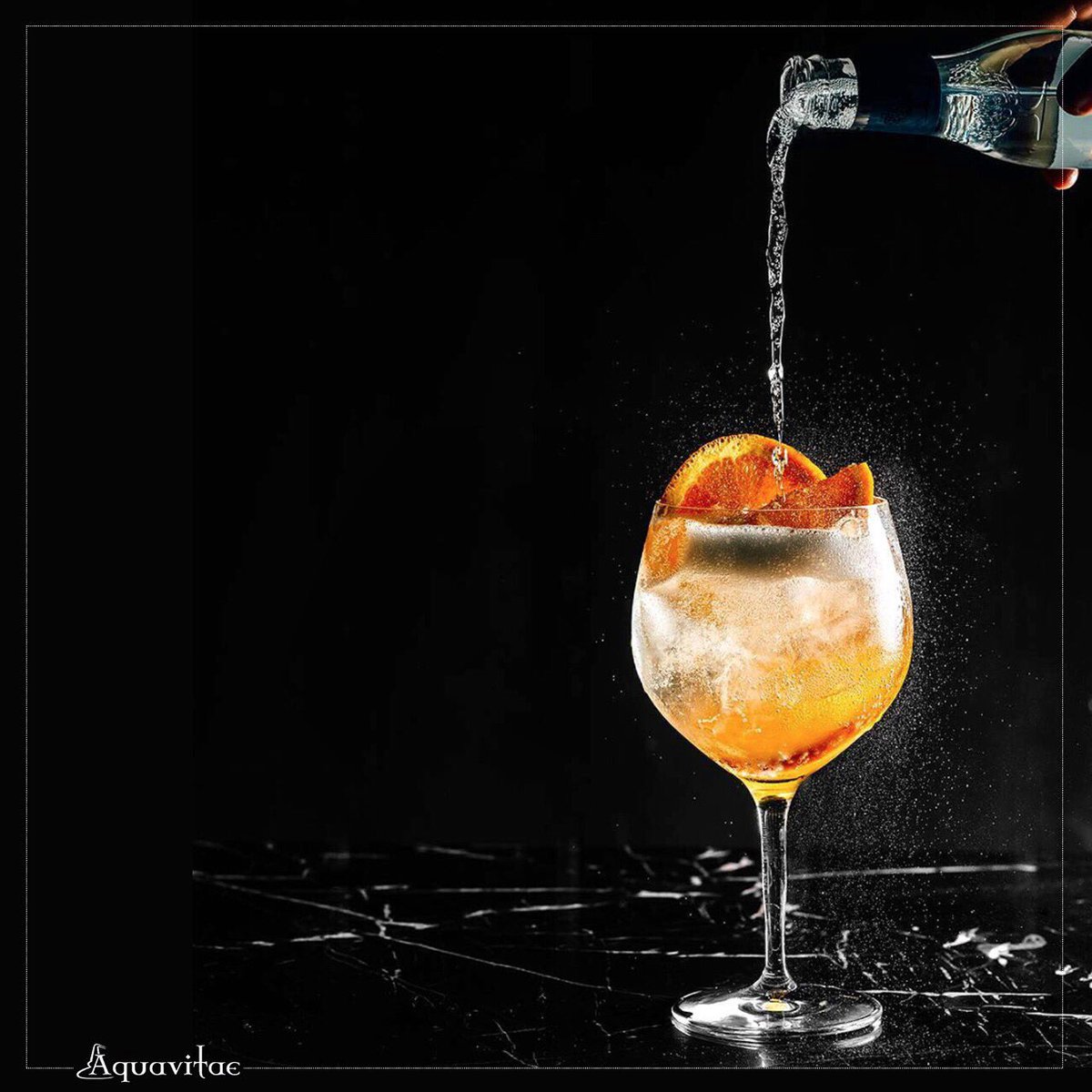 Fieles a la tradición de los artesanos de Baviera, las copas para Gin &amp; Tonic de Spiegelau tienen la tecnología más avanzada para durar en el tiempo e inspirar confianza. Encuéntralas en aquavitae.cl <a href="/visaco_limitada/">VISACO Limitada</a> <a href="/BBVinos/">BBVinos</a> @EscSommelierCL <a href="/SentidosEscuela/">Esc. de los Sentidos</a>