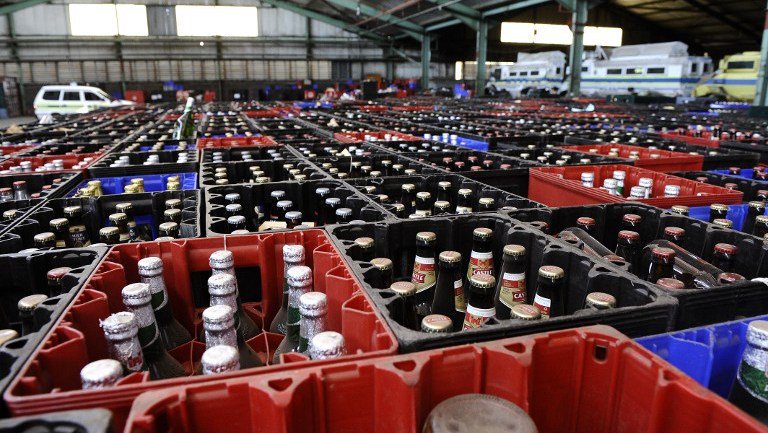 склад напитков. склад напитков. алкогольный склад. склад безалкогольной продукции. склад безалкогольных напитков.