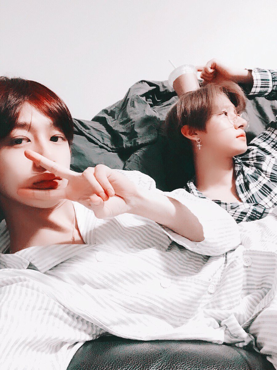 ringdingong's tweet photo. all in our pajamas 💤 #MonbebeSelcaDay https://t.co/fQKsfs4F6q