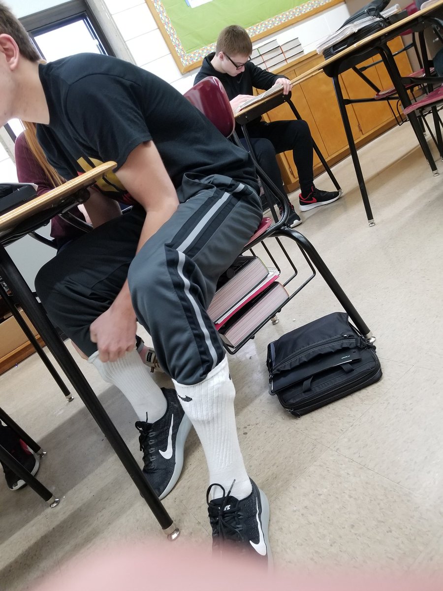 janitorsenemy's tweet image. New look