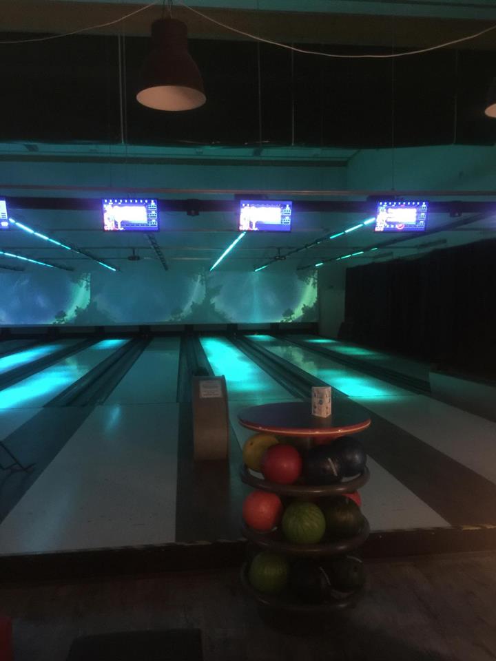 Yllas_ski's tweet photo. @dsuksnowsport Bowling Evening Tonight, 7pm in GR8, Saaga. Come along and have a few games of bowling. All Profits from this event go to the Charity DSUK #bowling #DSUK https://t.co/fZJ23IyVyA