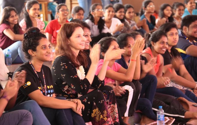 UNGeneva's tweet photo. It is so important to have frank, open &amp; medically accurate conversations about sexual and reproductive health - @UNFPA Goodwill Ambassador @AshleyJudd in #SriLanka : https://t.co/fMAHl8j1WF https://t.co/LzVfecRS1N