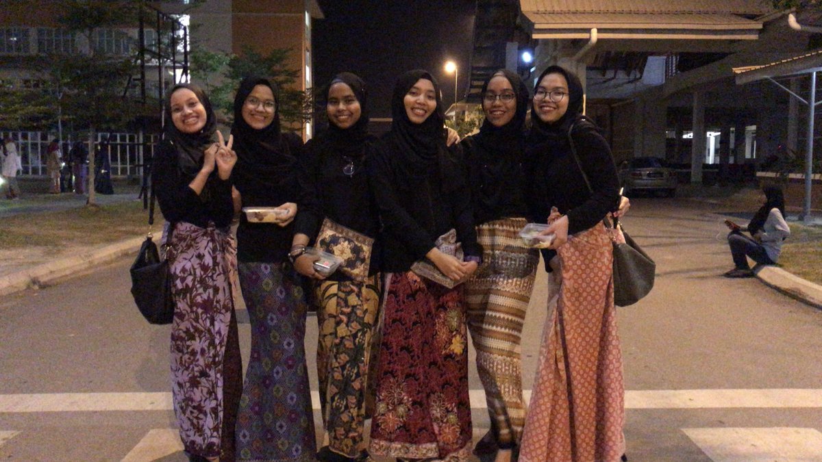 ciciomeyy's tweet image. #culturenight #onXon #Dahlia1 @nnnabila__ @fatnunnn