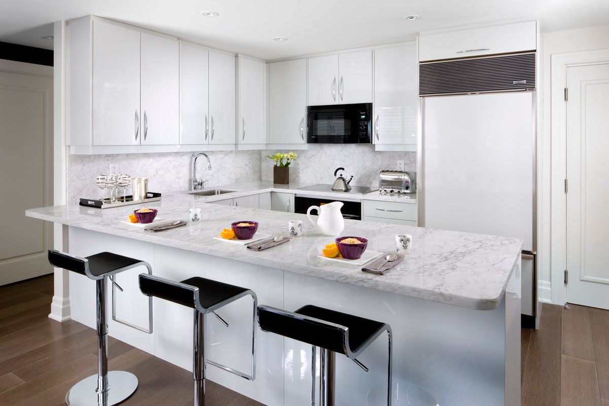 A continuous #Viatera #Karis from counter-top to back-splash is just
beauty itself.
//Featured Design: Karis
lgviaterausa.com