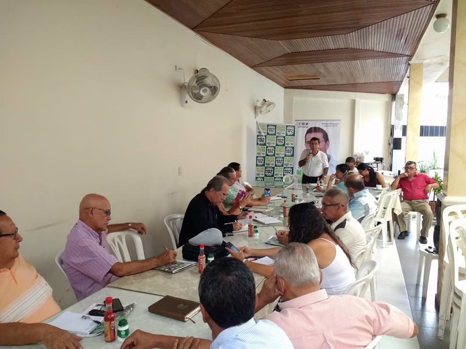 ElProfeVivas's tweet photo. En compañía de @ProfeVanegas50, dimos a conocer a los diferentes medios de comunicación, las inquietudes  ambientales, sociales y económicas, todas como un asunto de interés político en busca del bienestar local y departamental.

#CoalicionColombia102
#ElProfeVivasMeRepresenta https://t.co/0u7qx8B8WS