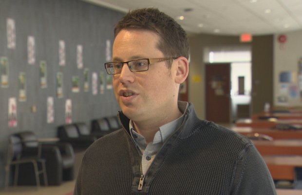 loranscholar's tweet image. Chris Cowperthwaite (&apos;99) of @DemocracyKit spoke to @CBCToronto about breaking down barriers for LGBTQ Canadians looking to run for office: ow.ly/llM130ilGTA #OpenDemocracy @cswc