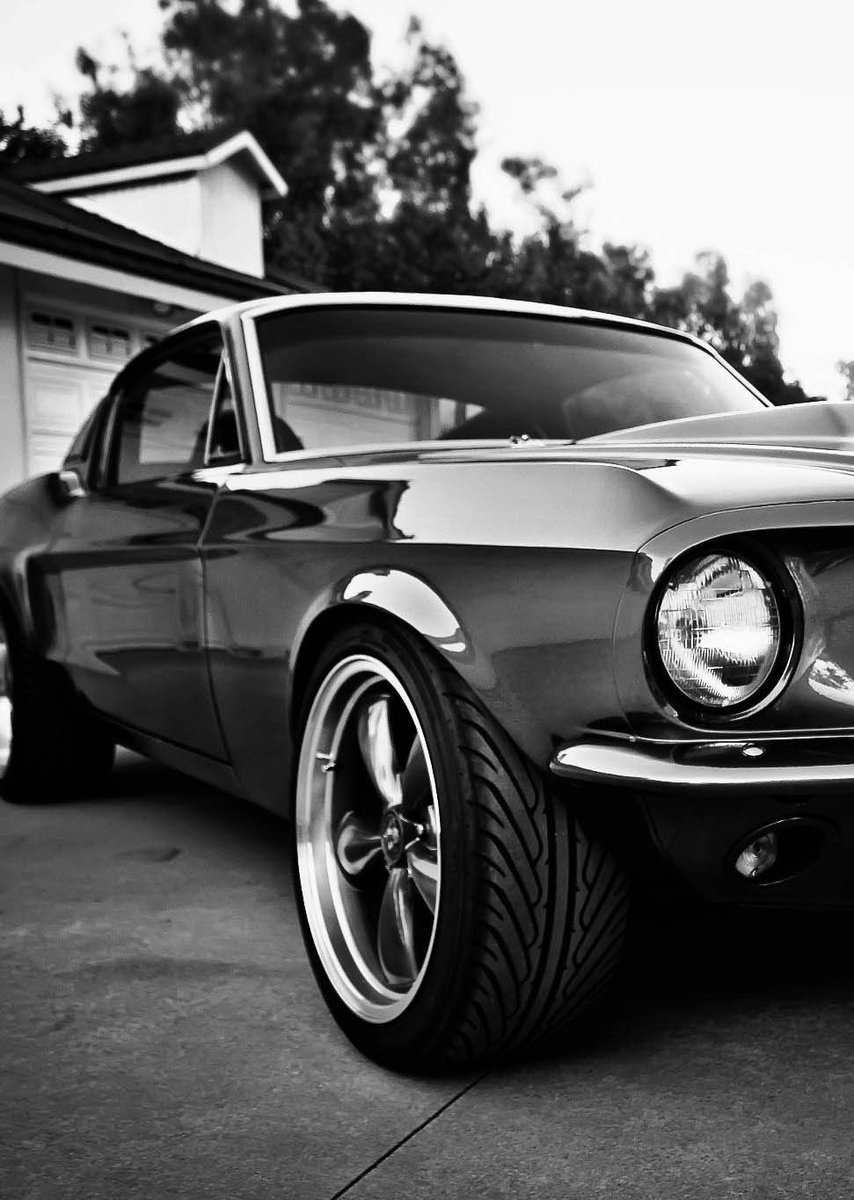 dailymustangs's tweet photo. They don’t make ‘em like they used to 😍👌 https://t.co/EmiAWWhzE4
