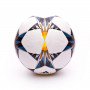 futbolemotioncs's tweet photo. Balón oficial UCL Finale Kiev 2018. superficie sin costuras térmicamente sellada,contacto más preciso y  menor absorción de agua. Luce el famoso diseño de estrellas de esta competición y rinde homenaje a Kiev, la ciudad anfitriona. https://t.co/kIEclk6gqH