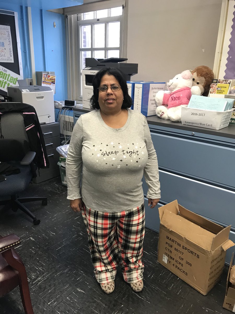 freebutterfly73's tweet photo. Spirit Week at JHS125! 🔥💕😊@PCAtJHS125 @NYCSchools @Making8Great @UFT @CarmenFarinaDOE @FollowCSA #pajamasday #ilovemyschool #JHS125Rocks #PublicSchoolProud https://t.co/CXxKpmsrC5