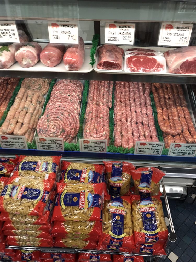 FaiccosPork's tweet photo. Authentic Italian meats! https://t.co/P80u0dPs6f