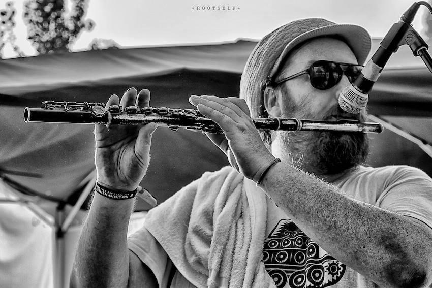 assoGetUp's tweet image. J-4!! READY WE READY ! Kiraden Sound System débarque à #Nantes avec 8 scoops &amp;amp; un set spécial vinyles #Sixhours en ft DonFe à la flûte et Matic Horns @matic100 au trombone. 🎶Session mystique et inédite a come !! 🔥
 ►Un conseil, choppez vos préventes : assogetup.com/billetterie