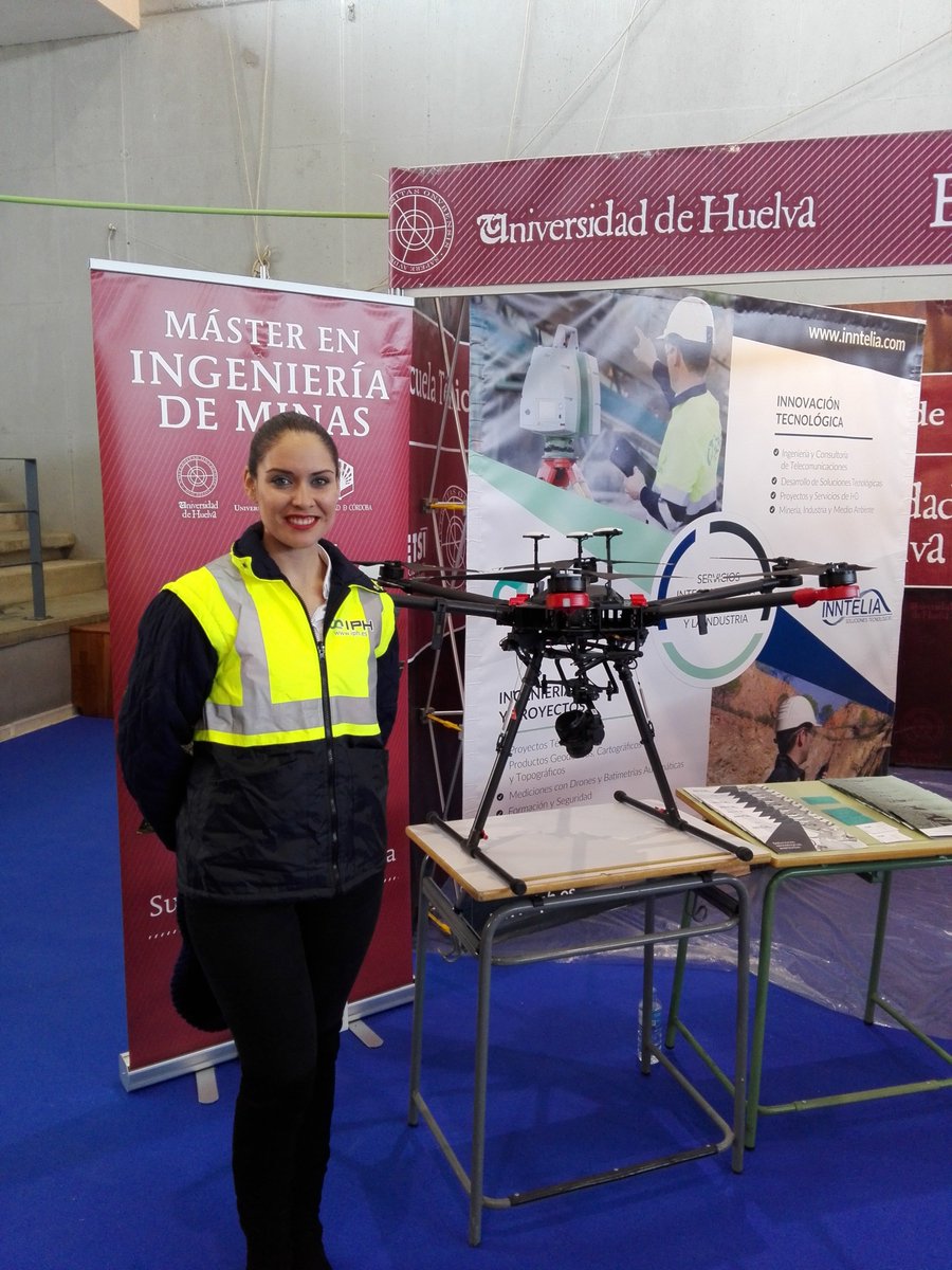 Marta_BC91's tweet photo. Esta mañana disfrutando con @IPHGrupo de las jornadas de puertas abiertas de @UniHuelva, donde los alumnos pudieron conocer un poquito más nuestra empresa.
#IPH #INNTELIA #GRUPOIPH #INGENIERIA #OFICINATECNICA #TECNOLOGIA https://t.co/VAHfk9L4vJ