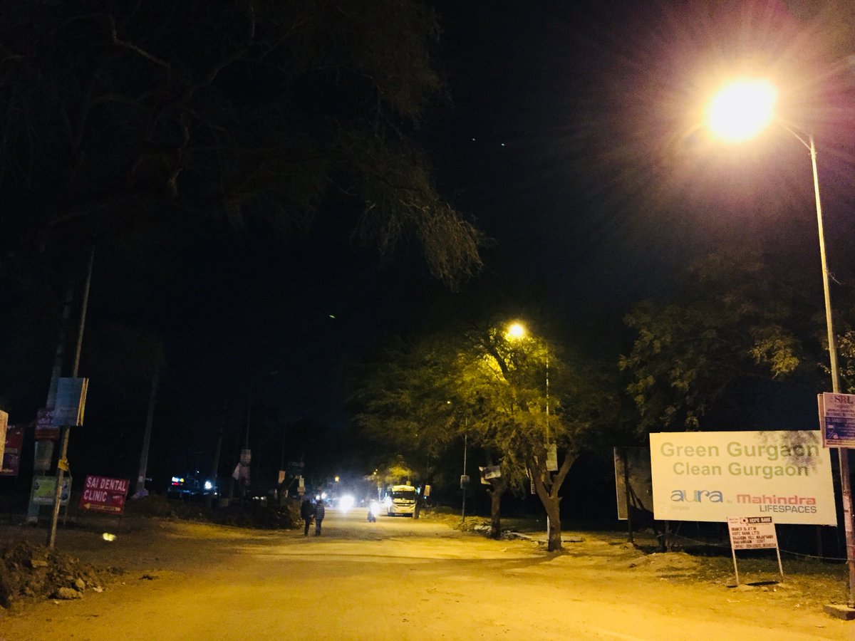 YasheshYadav's tweet photo. Thanks to all @cmohry @PowerHaryana @mlkhattar Ji @RaoNarbir ji #VedPal ji Street lights is On at #BajgheraRoad Hats 🎩 of you all at Sector 110 at #DwarkaExpressway @gurgaonpolice #Gurugram thanks to all @leenadhankhar @DEEPAKKAHUJA @reenadhankher https://t.co/zNTD5Y8JDS