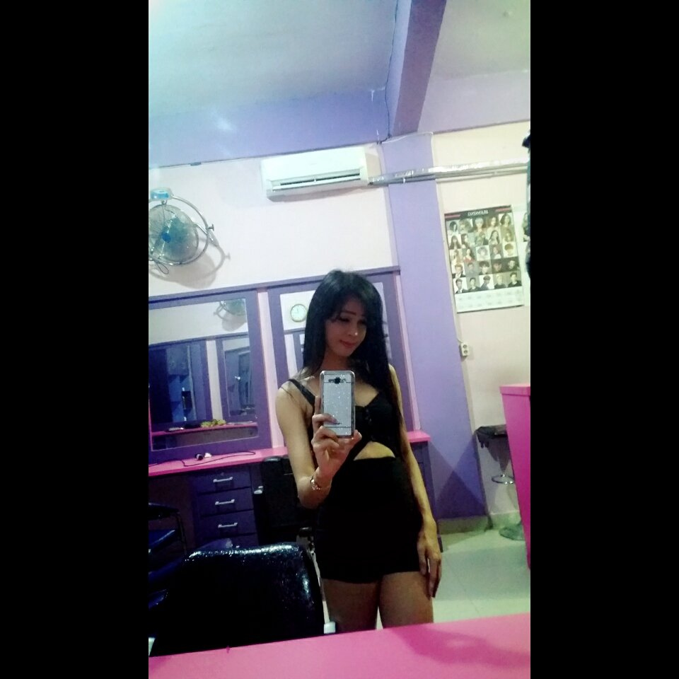 Gebyluna1's tweet photo. Open BO waria medan.
Call me; 081317904637 https://t.co/KW25ONbGxS