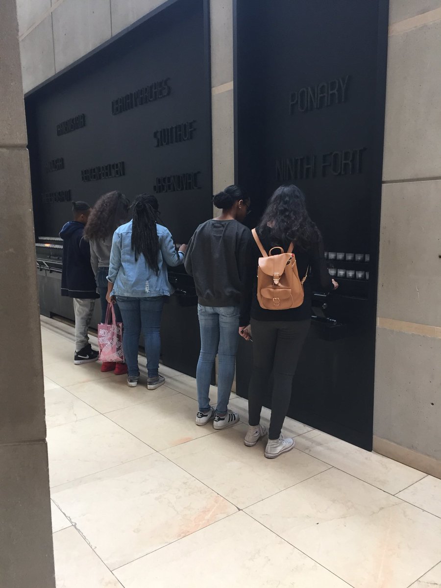 MrsJacobsen's tweet photo. Students reflecting on their visit to the @HolocaustMuseum today @hcpss_chs https://t.co/yxaI7rEvR9