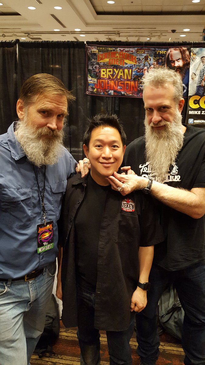 The young apprentice (<a href="/mingchen37/">Ming Chen</a>) has a ways to go to be part of the "Wizard Beard Club" <a href="/AstronomiconMI/">Astronomicon</a> #WizardBeardClub #whoworeitbetter
#Astronomicon #ConLife