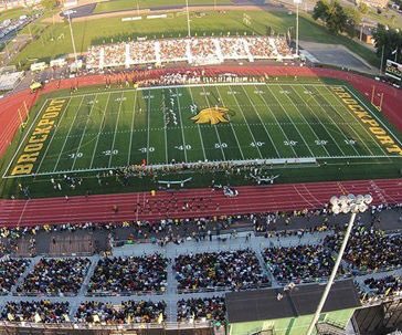 LennyMatt's tweet photo. I am very proud to announce that next year I will be attending Brockport College to continue playing football and studying criminal justice!!! LETS GO EAGELS!!🏈🏈 https://t.co/SP88g8A4dN