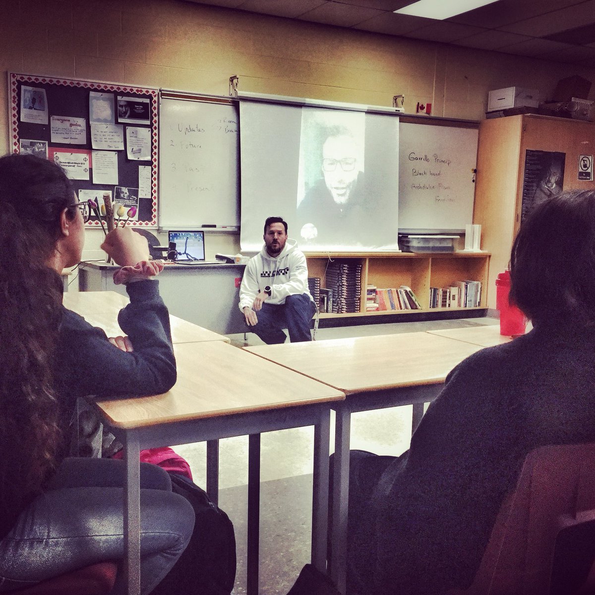 MrTdoesPE's tweet photo. Amazing way to start a day! Thanks to @GregoryStrongCP for giving my class a first hand account of what he’s reporting on live at the Olympics! Gotta love technology and what it can do for your students! #gocanadago #olympics #inspired #journalism #in2kin #physed #reallife https://t.co/4TmnxyqDLt