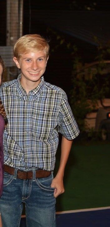 Gracen4031's tweet photo. my little brother is literally a blonde Eric Forman I’m dead https://t.co/ThRud317xJ