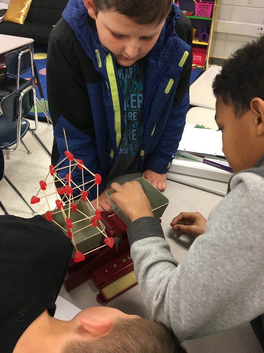 MrsCosper's tweet photo. @SycamoreHills1 @ISD5thGrade kiddos are building a structure out of toothpicks and gummy hearts! Students must then measure the height of the structure and find the mass of the structure! ❤️ #STEM https://t.co/nZJMyCnmVm