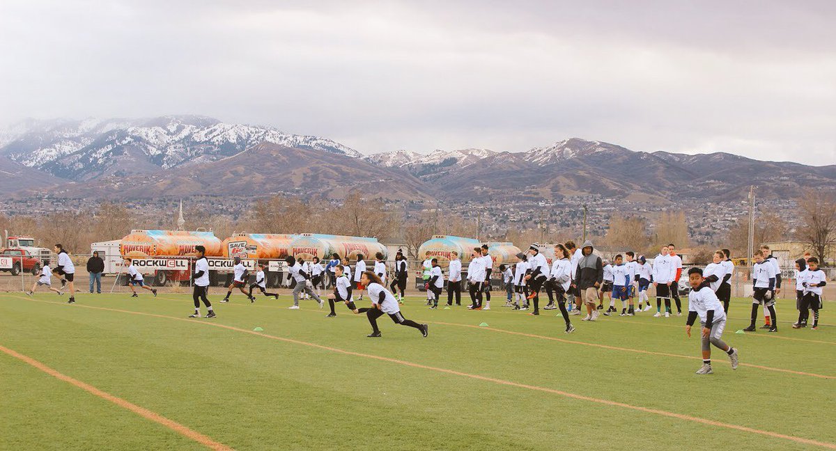 levelupelites's tweet photo. Shout out to the Best Watches in the world @RockwellTime for letting us use their turf field! #LevelUpYS18
#RockwellTime https://t.co/oMv8XKp5RR