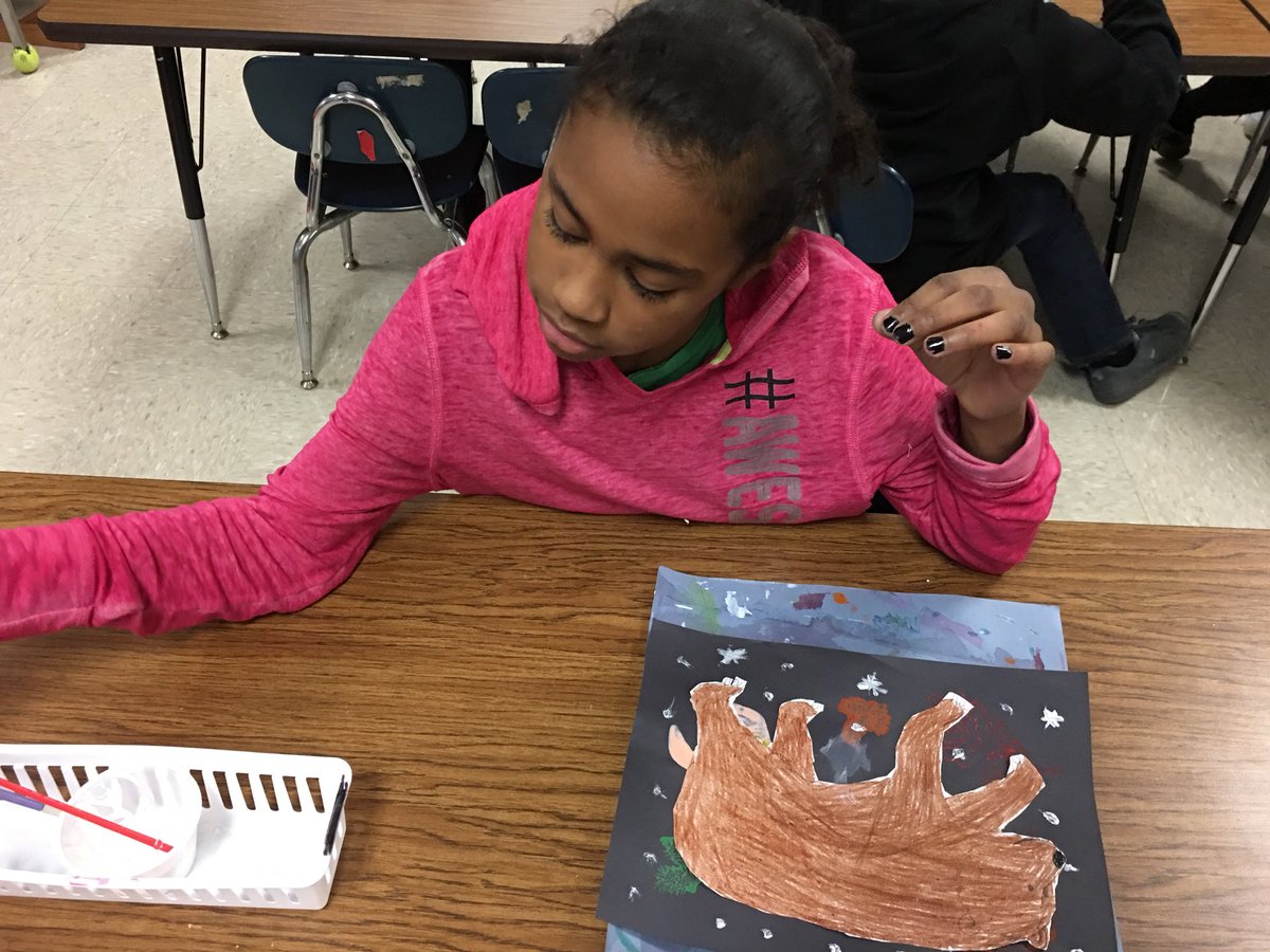 art_with_clark's tweet photo. Last minute touches on our “Old Bear” project Ms Morris #buzzworthy @howellprincipal https://t.co/yCsFnJFiae