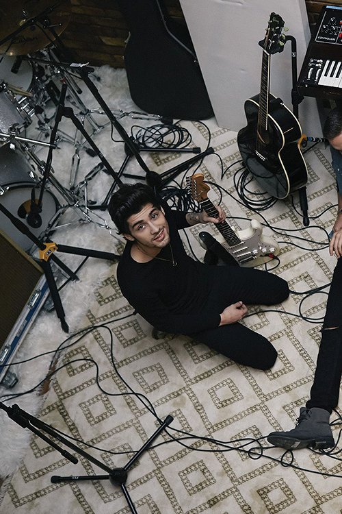 AZ (@archiveszaddy) on Twitter photo 