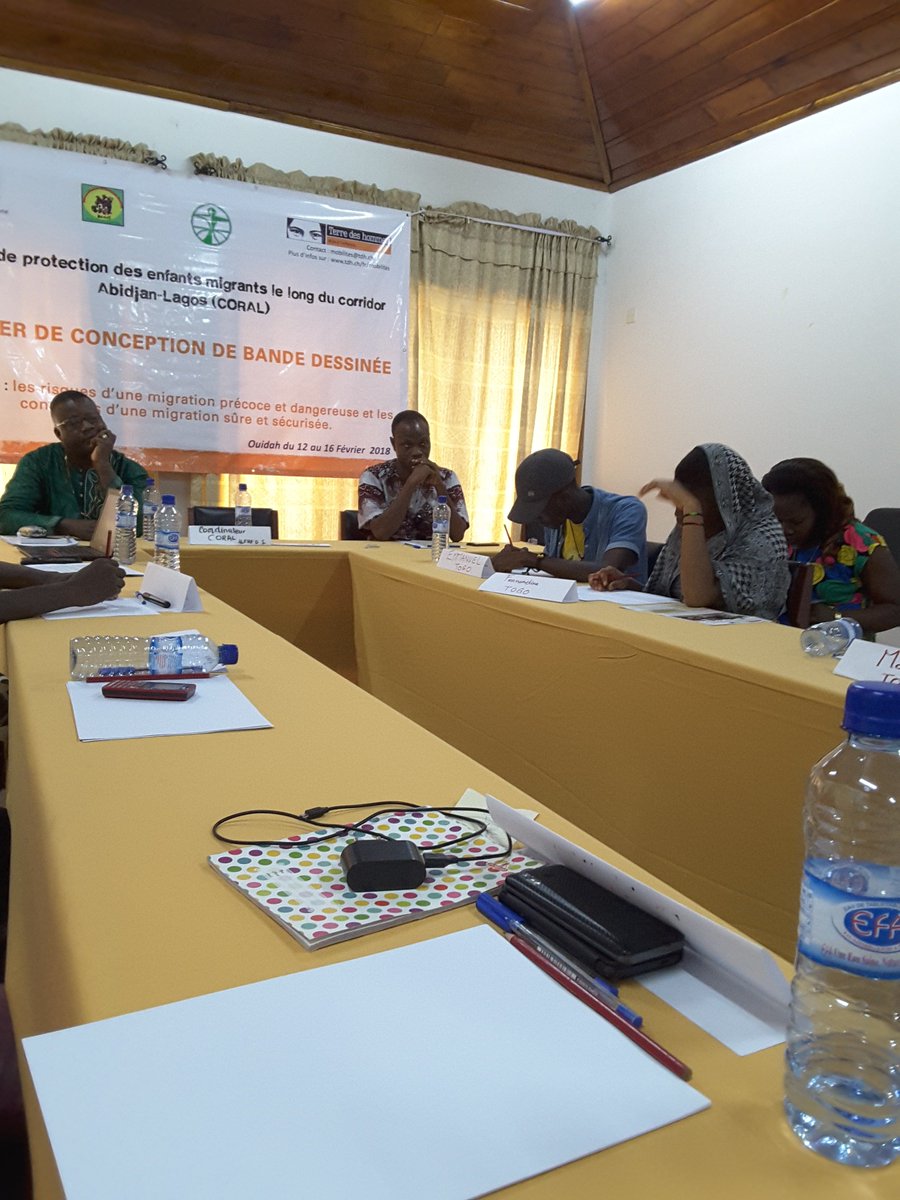 Tata_Bami's tweet photo. Atelier de conception de bande dessinée sur la migration sûre et sécurisée https://t.co/TqApnF8cWs